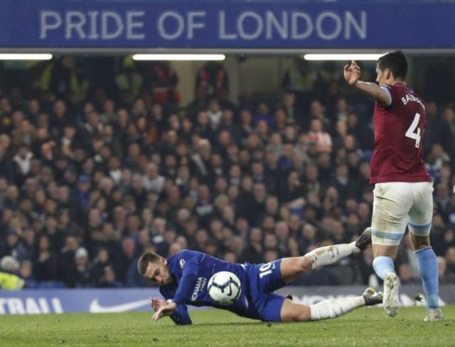 408962_eden hazard fabian balbuena 1 676x517.jpg