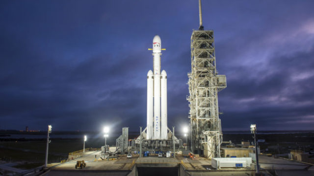 409233_falcon heavy 676x451.jpg