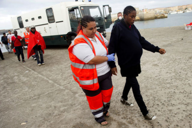 409235_migranti 676x450.jpeg