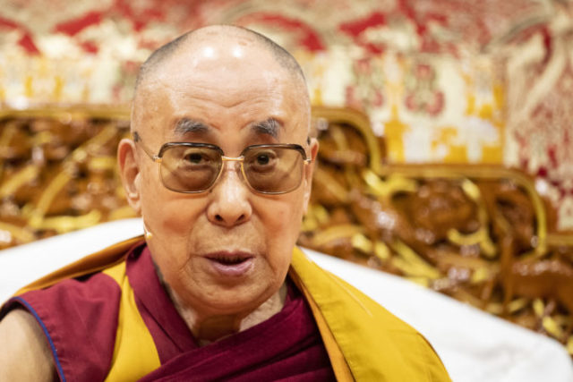 409342_dalajlama 1 676x451.jpg
