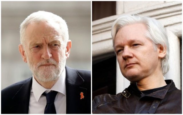 409378_assange_corbyn 676x425.jpg