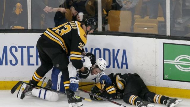 409841_zdeno chara nazem kadri jake debrusk 676x514.jpg