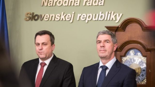 410009_andrej danko bela bugar 676x451.jpg
