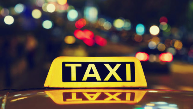 410604_taxi 676x450.jpg
