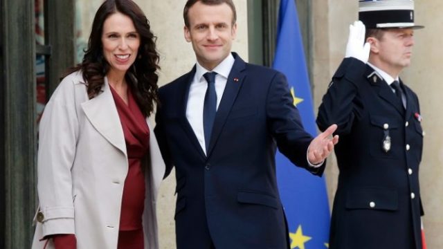 410667_macron 676x489.jpg