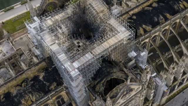 410778_notre dame 9 676x475.jpg