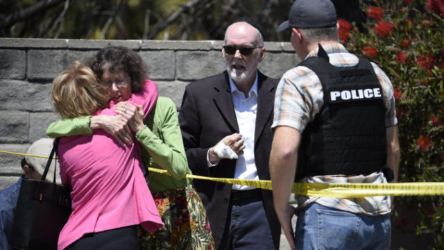 411059_synagogue_shooting california_33232 eba90d5e91b24b3593cb3dfc450515cb 676x453.jpg