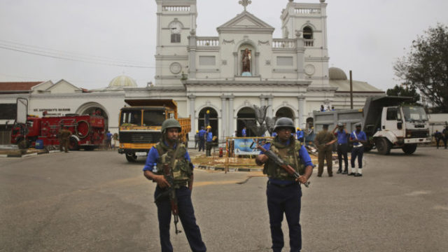 411298_sri lanka 3 676x453.jpg