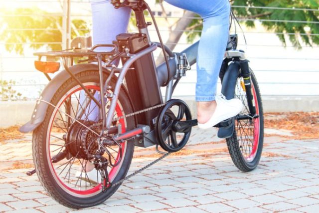 411331_elektrobicykel 676x451.jpg