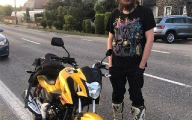 411359_motocyklistakopia 676x422.jpg