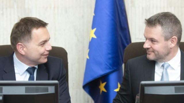 411780_peter kazimir peter pellegrini 676x451.jpg