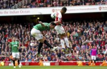 411938_lewis dunk pierre emerick aubameyang 676x436.jpg