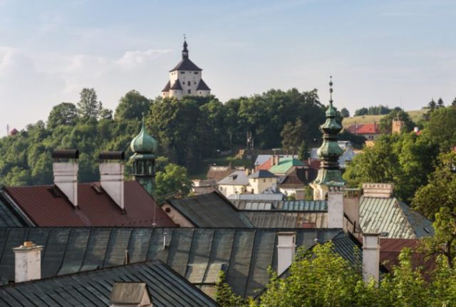 412921_stiavnica 676x455.jpg