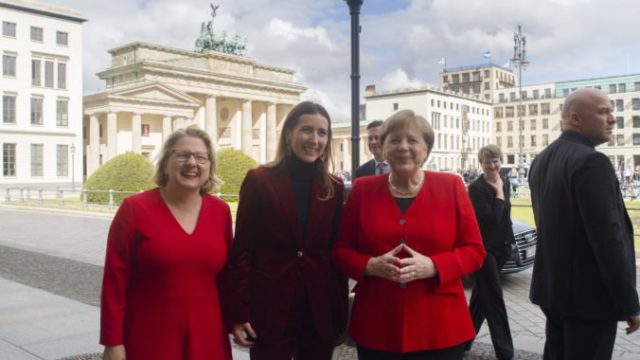 412942_merkelova 1 676x451.jpg
