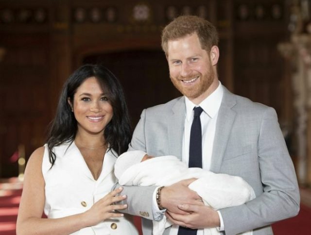 413273_harry 676x511.jpg