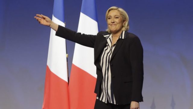 413440_marine le penova 6 676x451.jpg