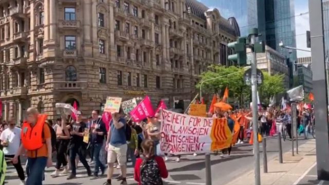 413540_protest berlin 676x381.jpg