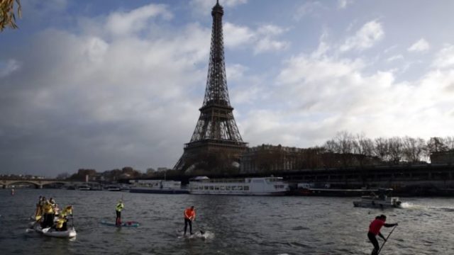 413640_france_eiffel_tower_67407 3a458d7f40124aa4b401bff2266271f4 676x451.jpg