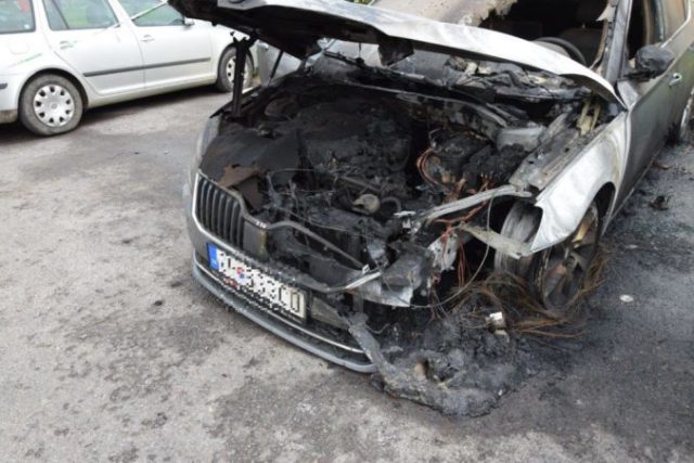 413757_auta 2 1 676x451.jpg