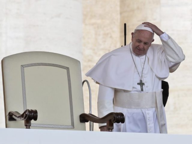 414256_vatican_pope_36569 2a2eab81ba73441287969b440353c8c4 676x509.jpg