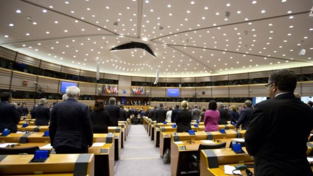 414292_europarlament 676x367.jpg