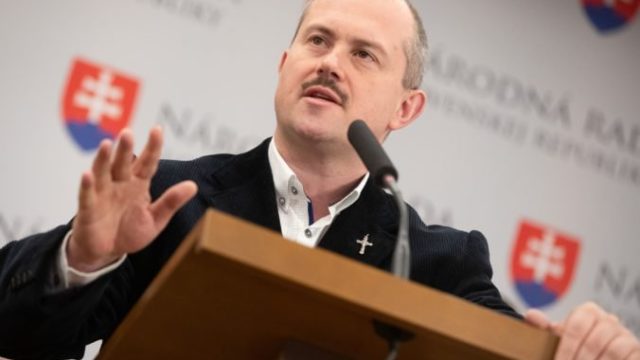 414440_marian kotleba 676x481.jpg