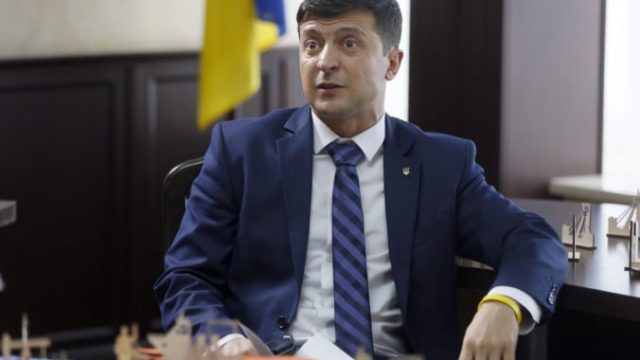 414856_zelenskyj 3 676x492.jpg