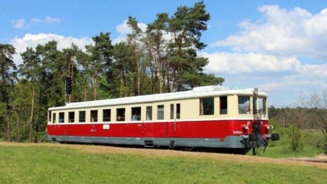 414906_expres 676x451.jpg