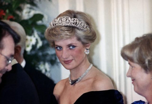 414910_diana 676x460.jpg