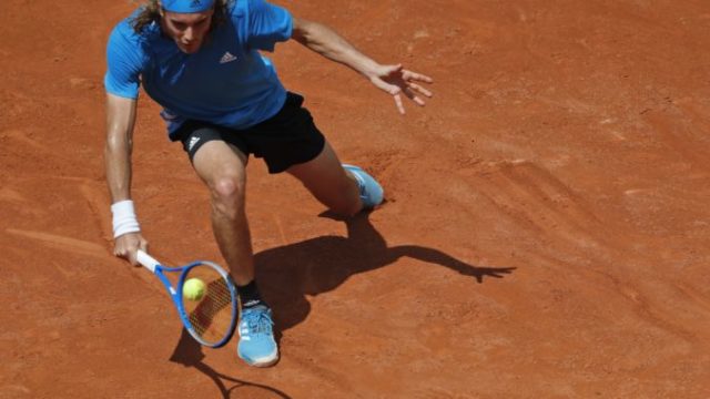 415064_stefanos tsitsipas 676x451.jpg