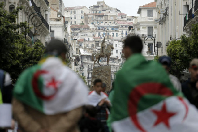 415151_algeria_26775 949ab92ba19e4dd3896429642c46f0b3 676x451.jpg