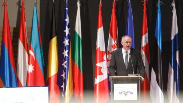 415196_andrej kiska 676x500.jpg