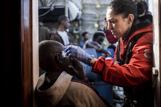 415231_migranti 676x451.jpg
