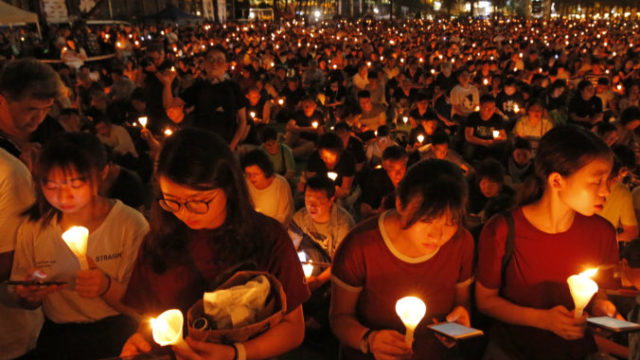 415408_hong_kong_tiananmen_commemoration_37842 e1a951e5e66e4c57bd5e58a2bcbf4346 676x451.jpg