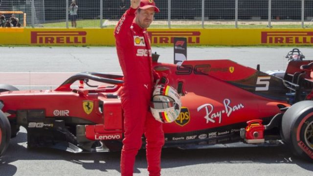 415852_sebastian vettel scuderia ferrari velka cena kanady 676x497.jpg