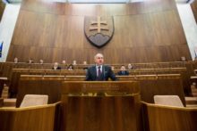 416149_andrej kiska narodna rada sr 676x451.jpg