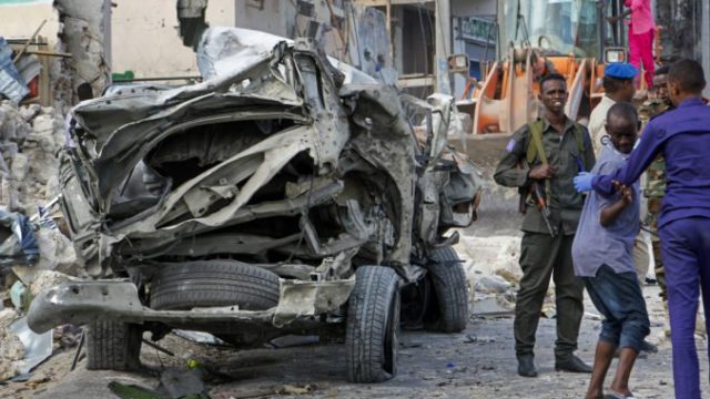 416523_somalia_blast_09306 119f1ef19ddd4995aad7738ef436e636 676x461.jpg