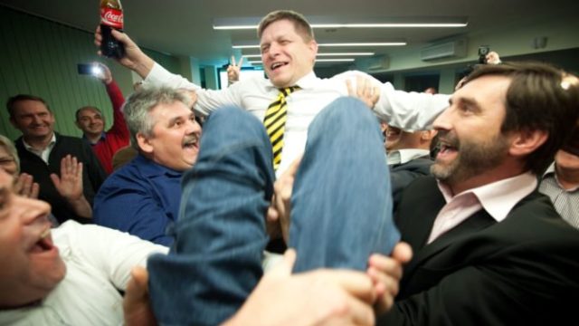 416595_robert fico smer sd 676x451.jpg
