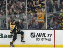 416754_david pastrnak boston bruins nhl 676x518.jpg