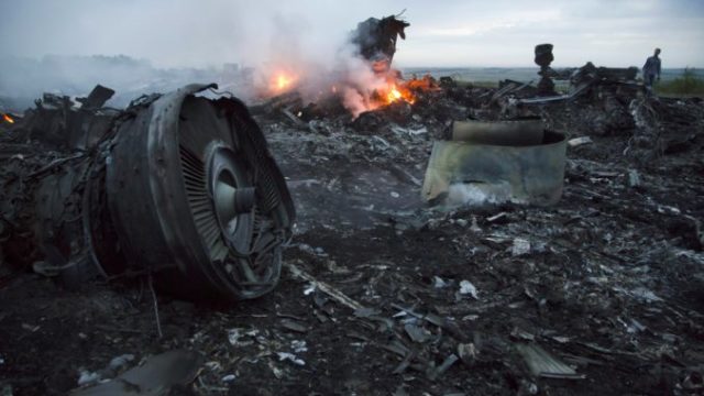 416848_let mh17 donbas ukrajina 676x451.jpg