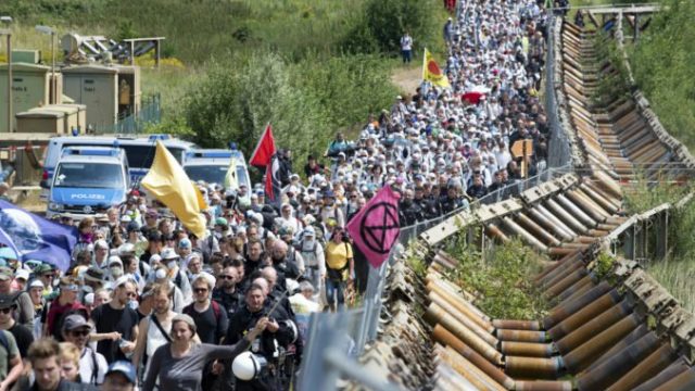 417168_germany_climate_protest_74021 21ac4ec117164502a7caad2ae0b79422 676x451.jpg