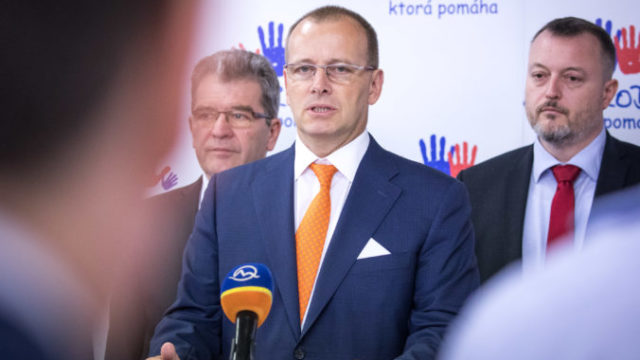 417218_kollar 676x451.jpg