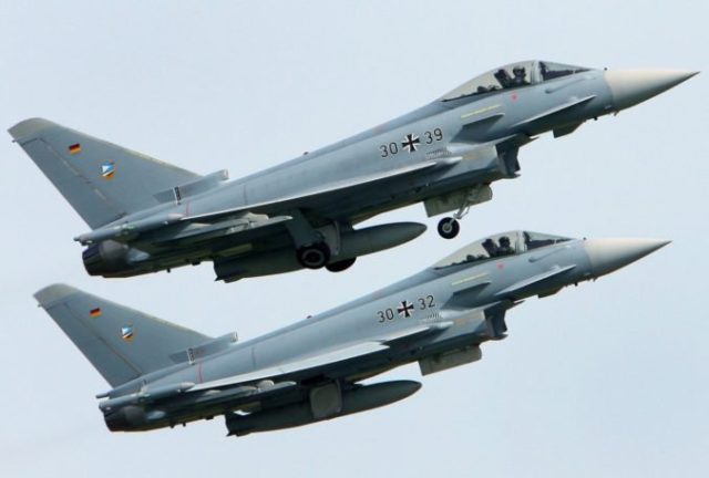 417248_eurofighter stihacka 676x456.jpg