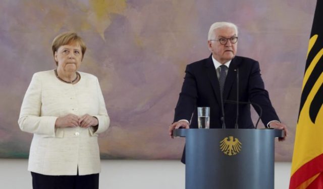 417533_merkelova 676x397.jpg