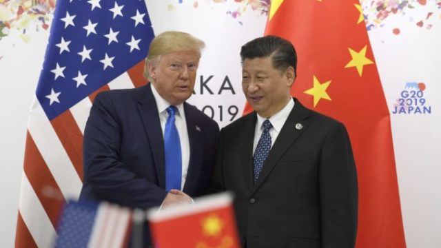 417713_donald trump si tin pching 676x451.jpg