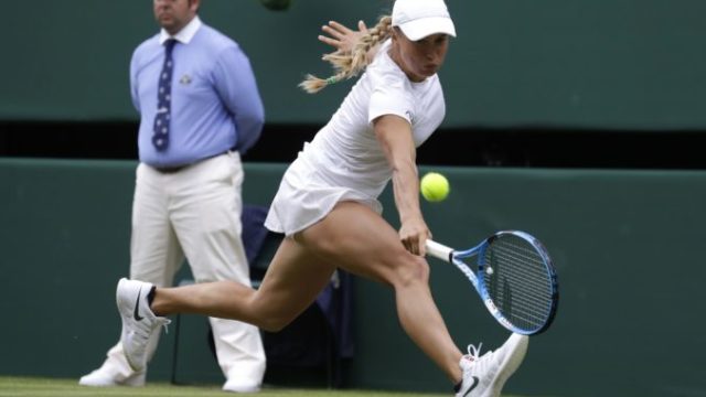 417900_julia putincevova wimbledon 676x475.jpg