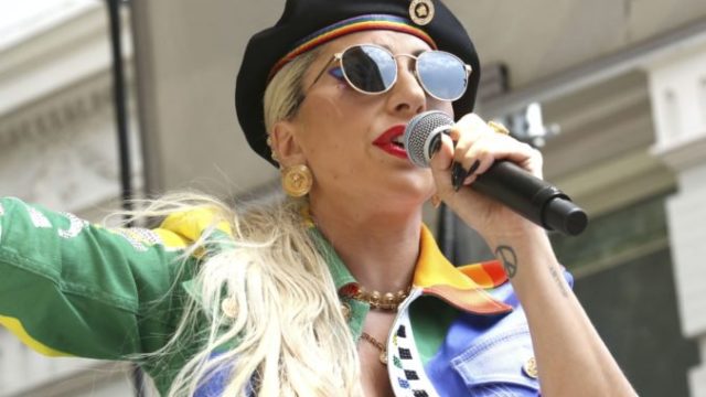 417911_lady gaga 676x451.jpg