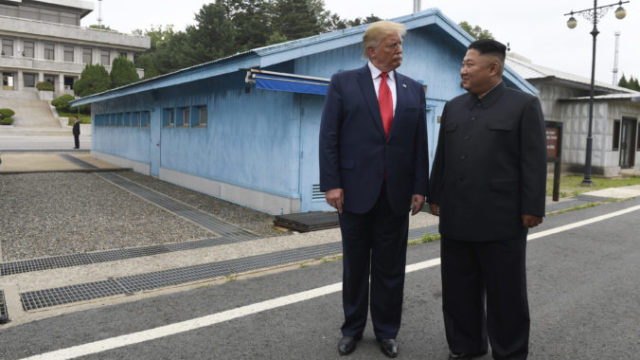 417932_trump 676x451.jpg