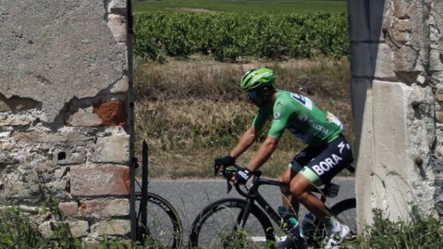 418027_peter sagan tour de france 676x445.jpg