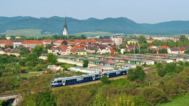 418086_pre levocskych putnikov zssk opat posilni dopravu. foto_michal plihal 676x434.jpg